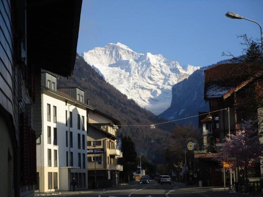 New.. Matten Central Family Suite, Sleeps 4 Matten bei Interlaken Екстериор снимка