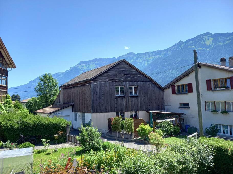 New.. Matten Central Family Suite, Sleeps 4 Matten bei Interlaken Екстериор снимка